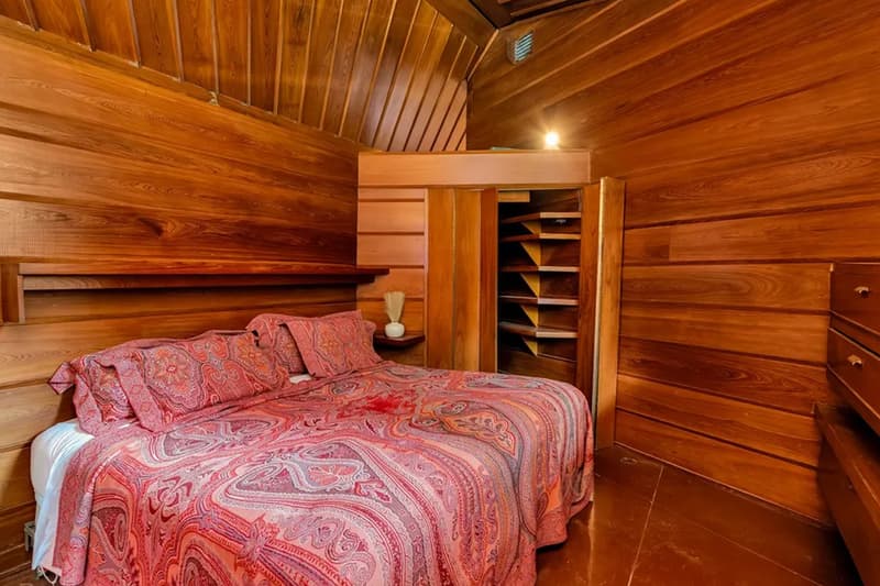 Frank Lloyd Wright The Fountainhead  J. Willis Hughes Ayn Rand Jackson  Mississippi Listings