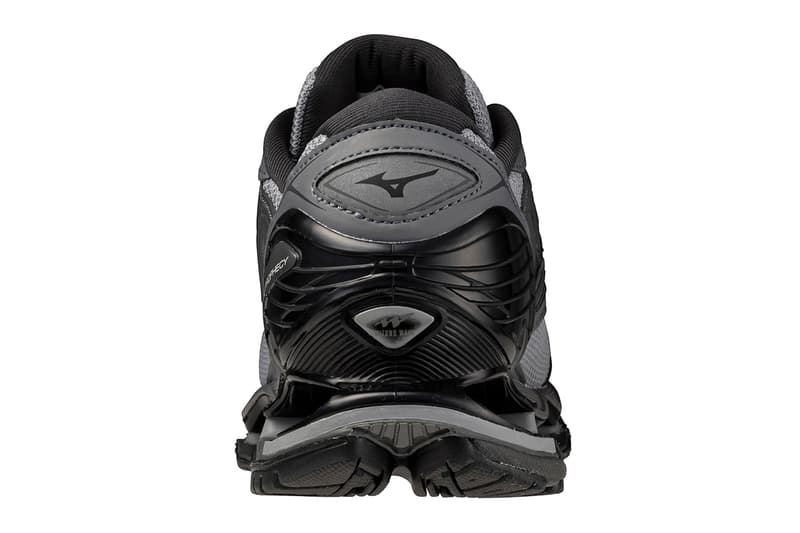 Mizuno WAVE PROPHECY LS “Light Grey"  D1GA3337-04 "Grey” D1GA3337-05 Release Info Infinity Wave