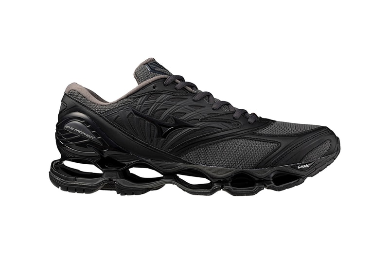 Mizuno WAVE PROPHECY LS “Light Grey"  D1GA3337-04 "Grey” D1GA3337-05 Release Info Infinity Wave