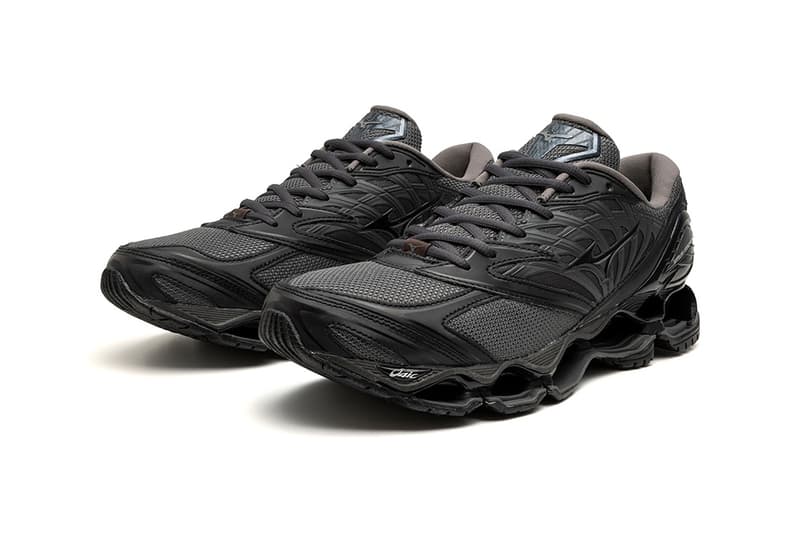 Mizuno WAVE PROPHECY LS “Light Grey"  D1GA3337-04 "Grey” D1GA3337-05 Release Info Infinity Wave