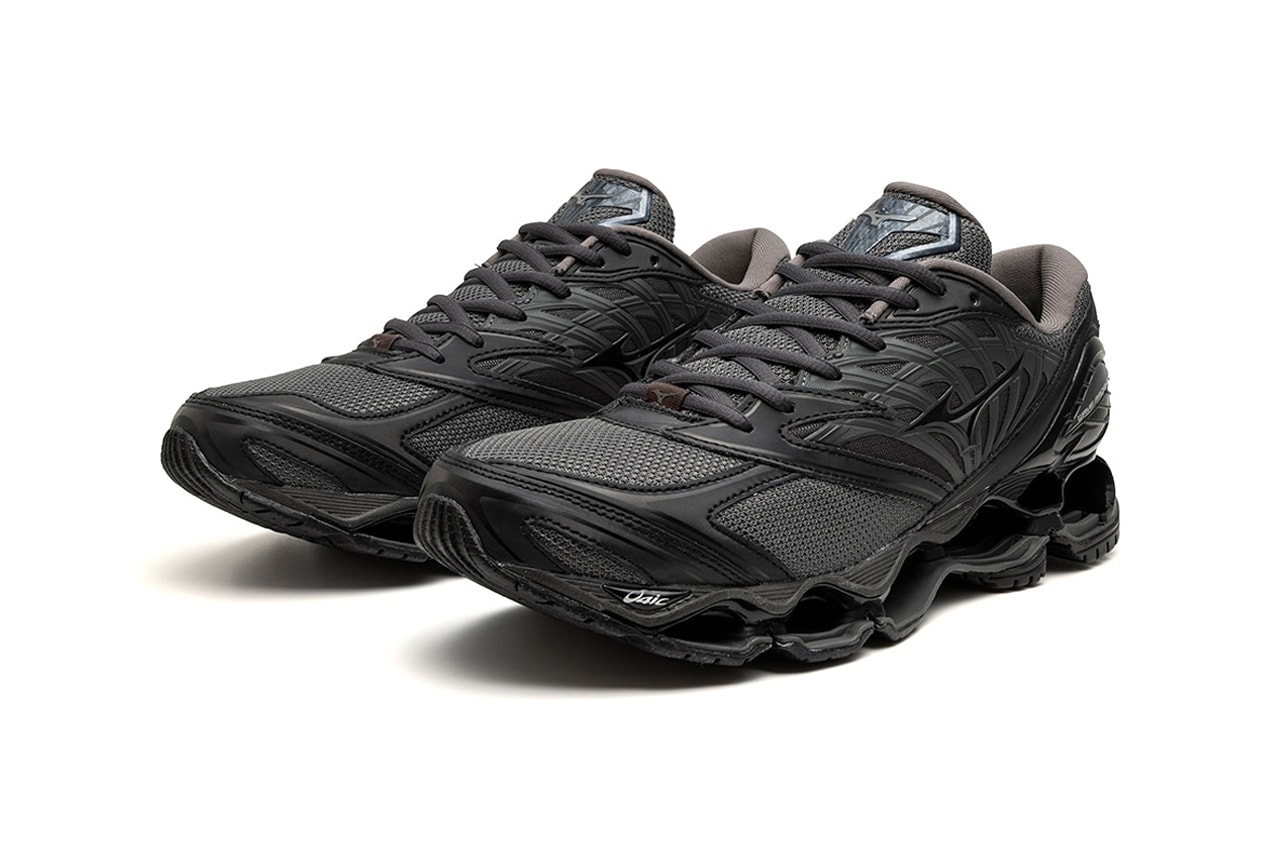 Mizuno WAVE PROPHECY LS “Light Grey"  D1GA3337-04 "Grey” D1GA3337-05 Release Info Infinity Wave