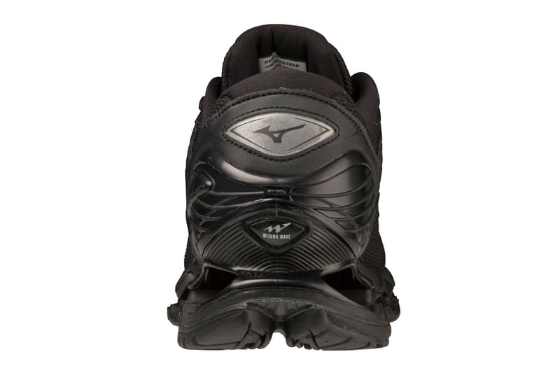 Mizuno WAVE PROPHECY LS “Light Grey"  D1GA3337-04 "Grey” D1GA3337-05 Release Info Infinity Wave