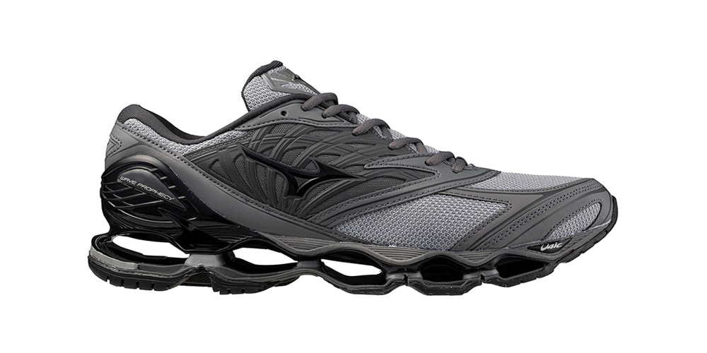 Mizuno Expands WAVE PROPHECY LS Line with Two New Grayscale Iterations