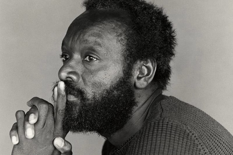 Visionary Painter Raymond Saunders Dies at 90