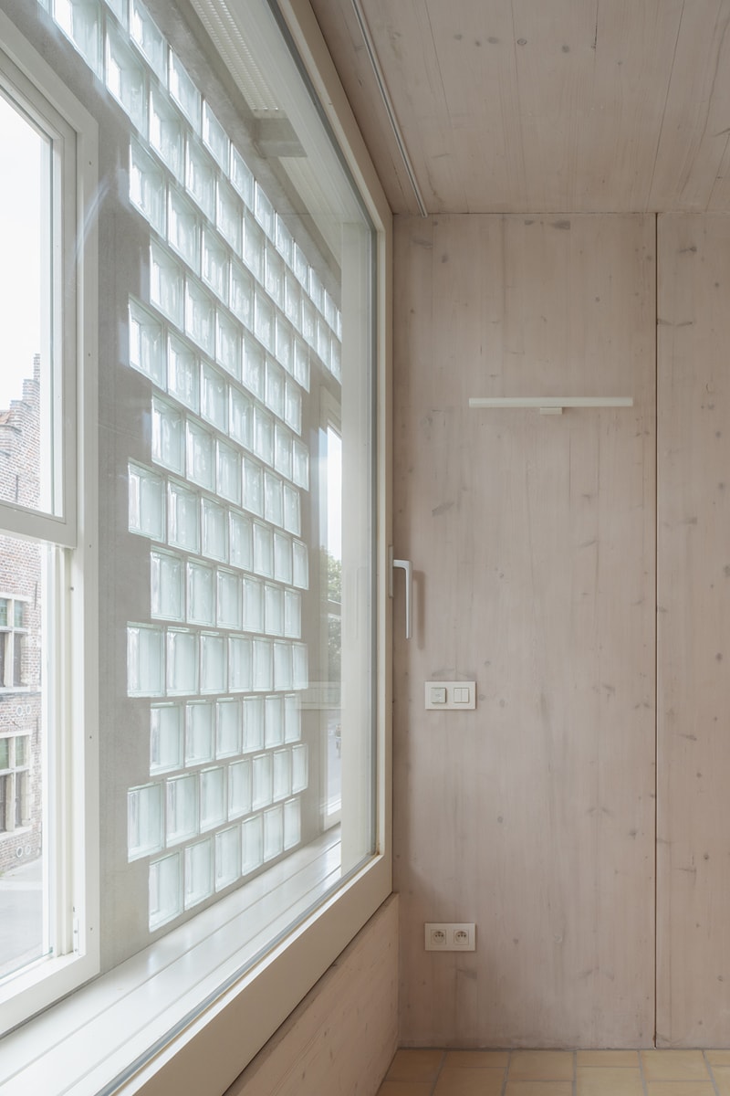 Delmulle Delmulle Architecten Glass Brick House Waterwijk Info
