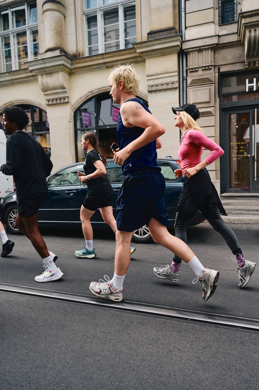 JBL +1 run club ante berlin running christian zellin marcus butler Julius Weigl flip 7 speaker auracast lap coffee community culture 