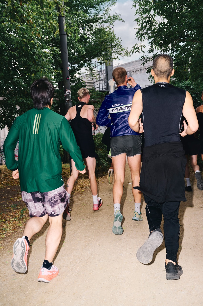 JBL +1 run club ante berlin running christian zellin marcus butler Julius Weigl flip 7 speaker auracast lap coffee community culture 