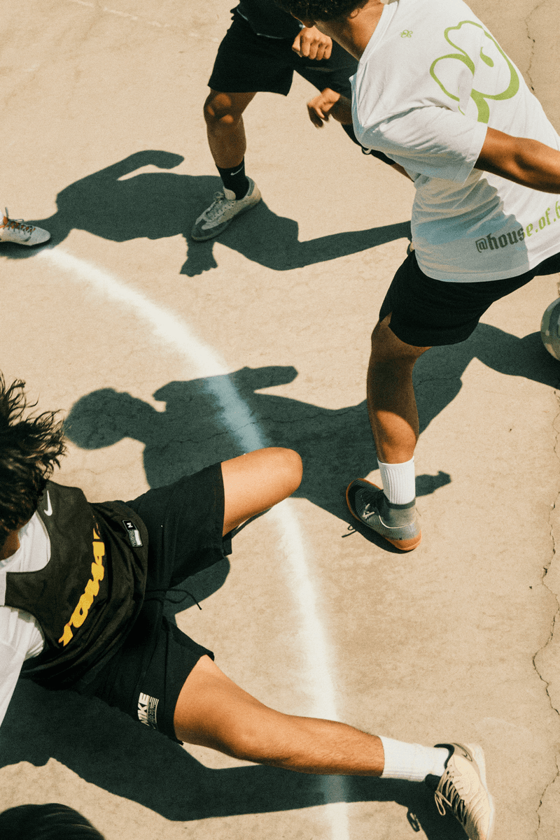 nike toma la toma el juego soccer futbol football street tournament championships games teams 