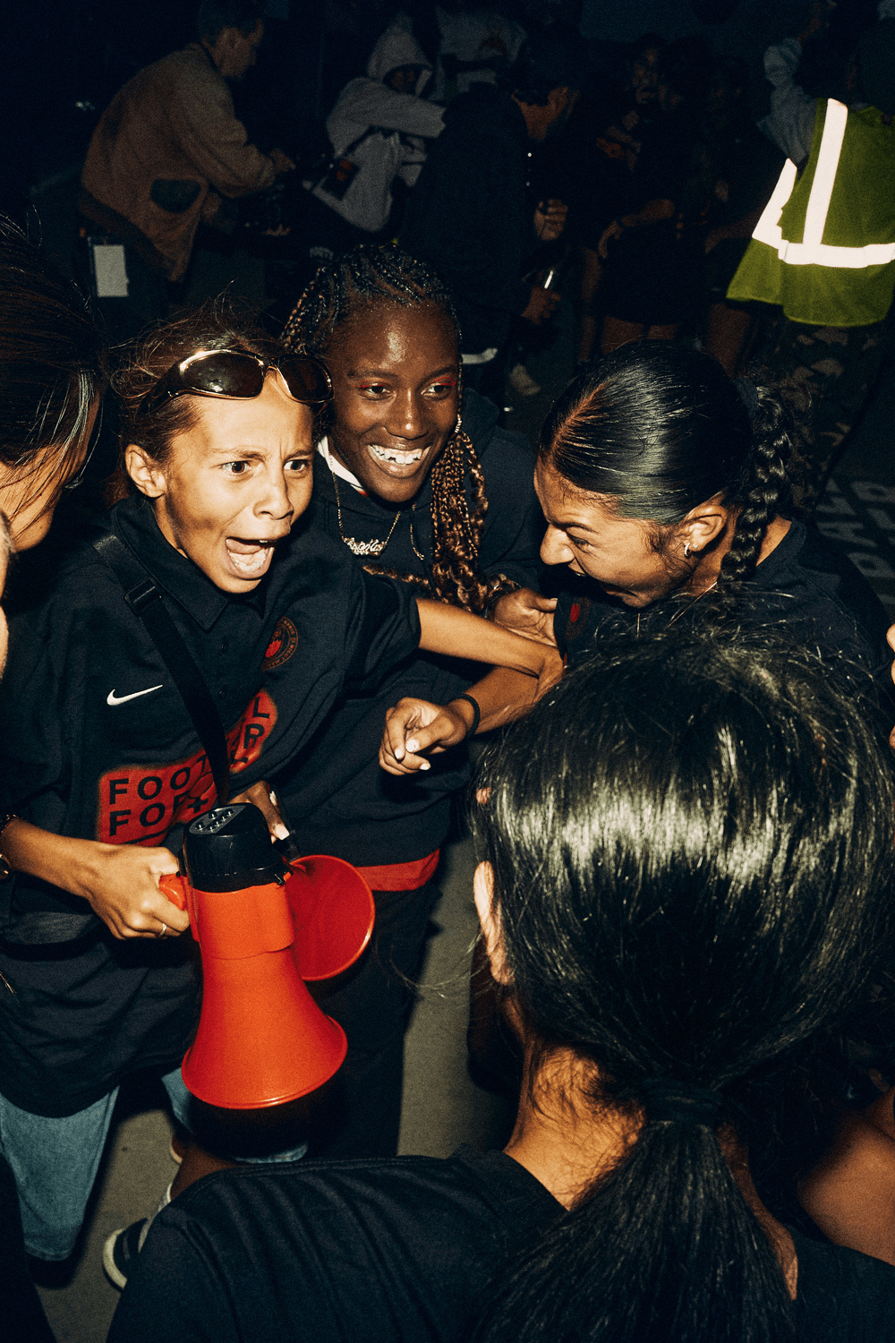 nike toma la toma el juego soccer futbol football street tournament championships games teams