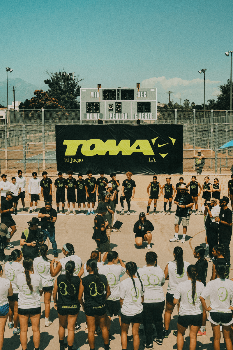 nike toma la toma el juego soccer futbol football street tournament championships games teams 