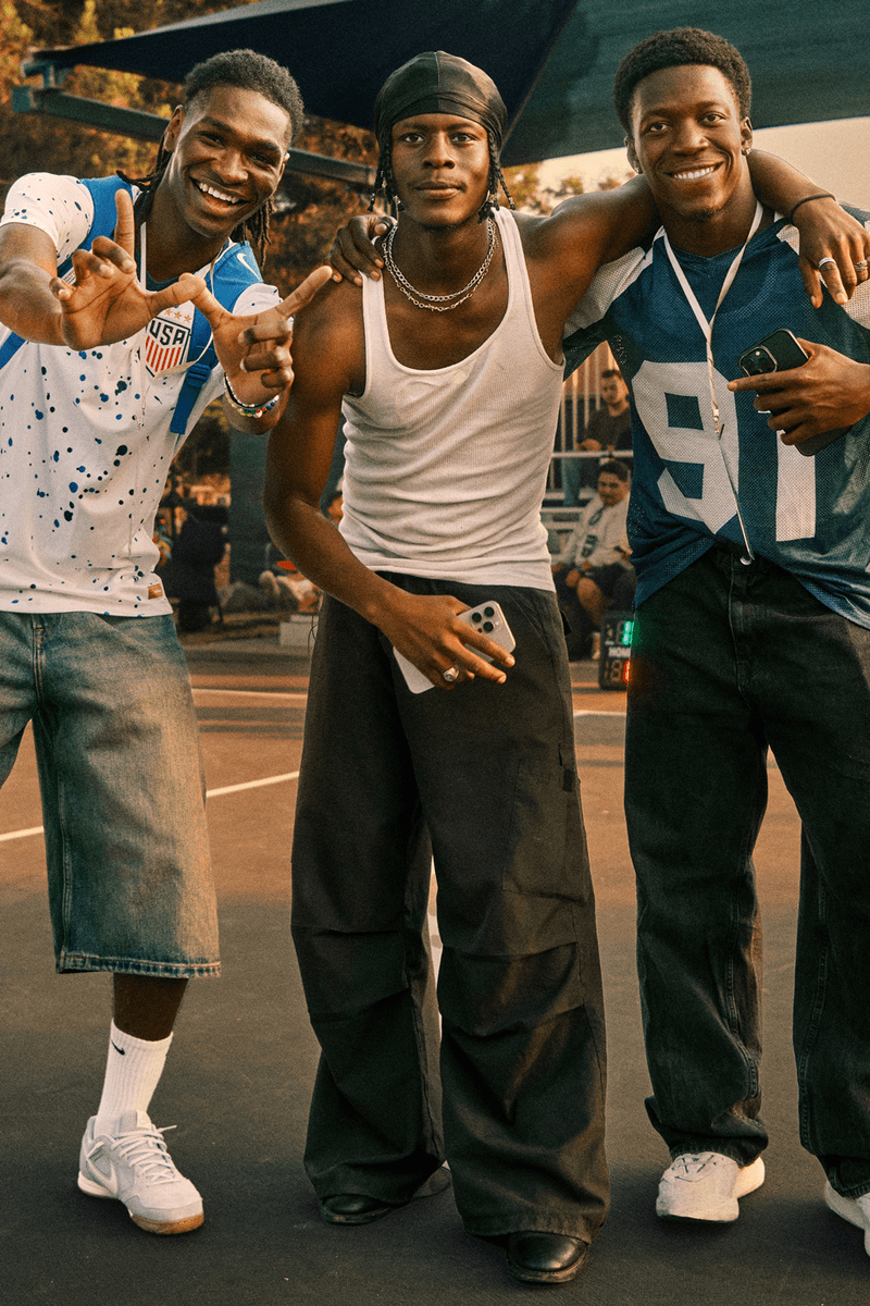 nike toma la toma el juego soccer futbol football street tournament championships games teams 