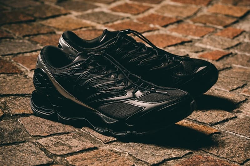 Mizuno WAVE PROPHECY LS "MONOTONE CINEMA" ÉDIFICE IÉNA Curated by Herringbone Footwear D1GG2509-01 Release Info