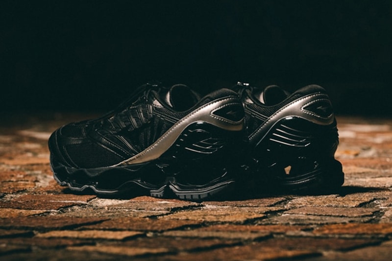 Mizuno WAVE PROPHECY LS "MONOTONE CINEMA" ÉDIFICE IÉNA Curated by Herringbone Footwear D1GG2509-01 Release Info