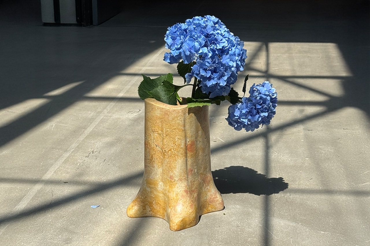 TABLEAU x Bloc Studios TRUNK VASE Info