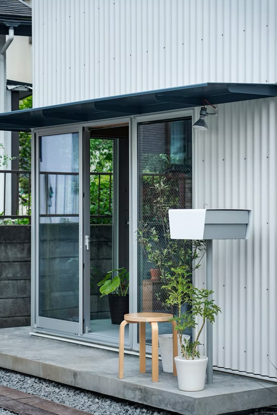Tamada & Wakimoto Architects Chigasaki House Kanagawa Info multigenerational home 