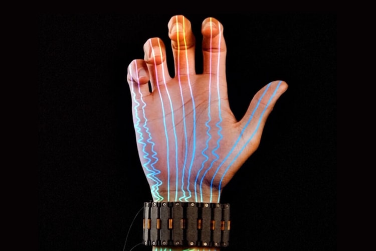 Meta Develops Smart Wristband That Aims to Replace Keyboard and Mouse