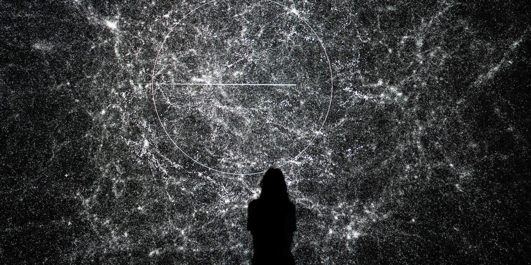 Новое шоу исследует прошлое, настоящее и будущее Ryoji Ikeda