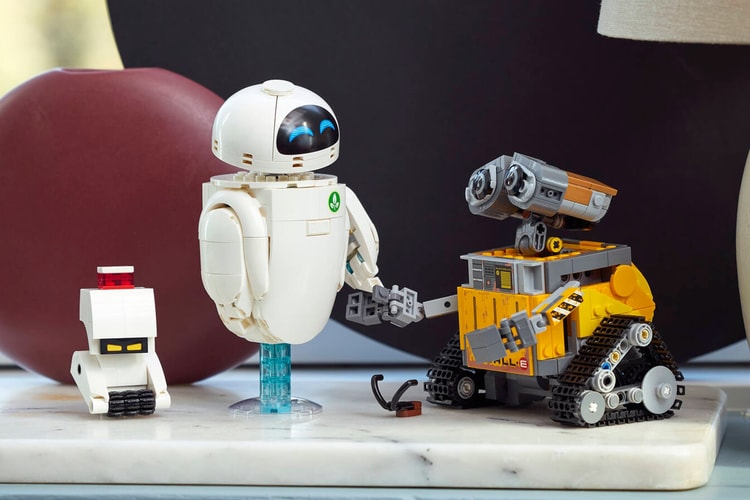 WALL-E and EVE Star in New LEGO Set