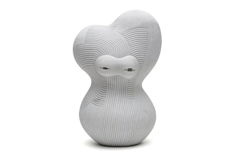 En Iwamura Channels Emptiness and Serenity in New Sculptures