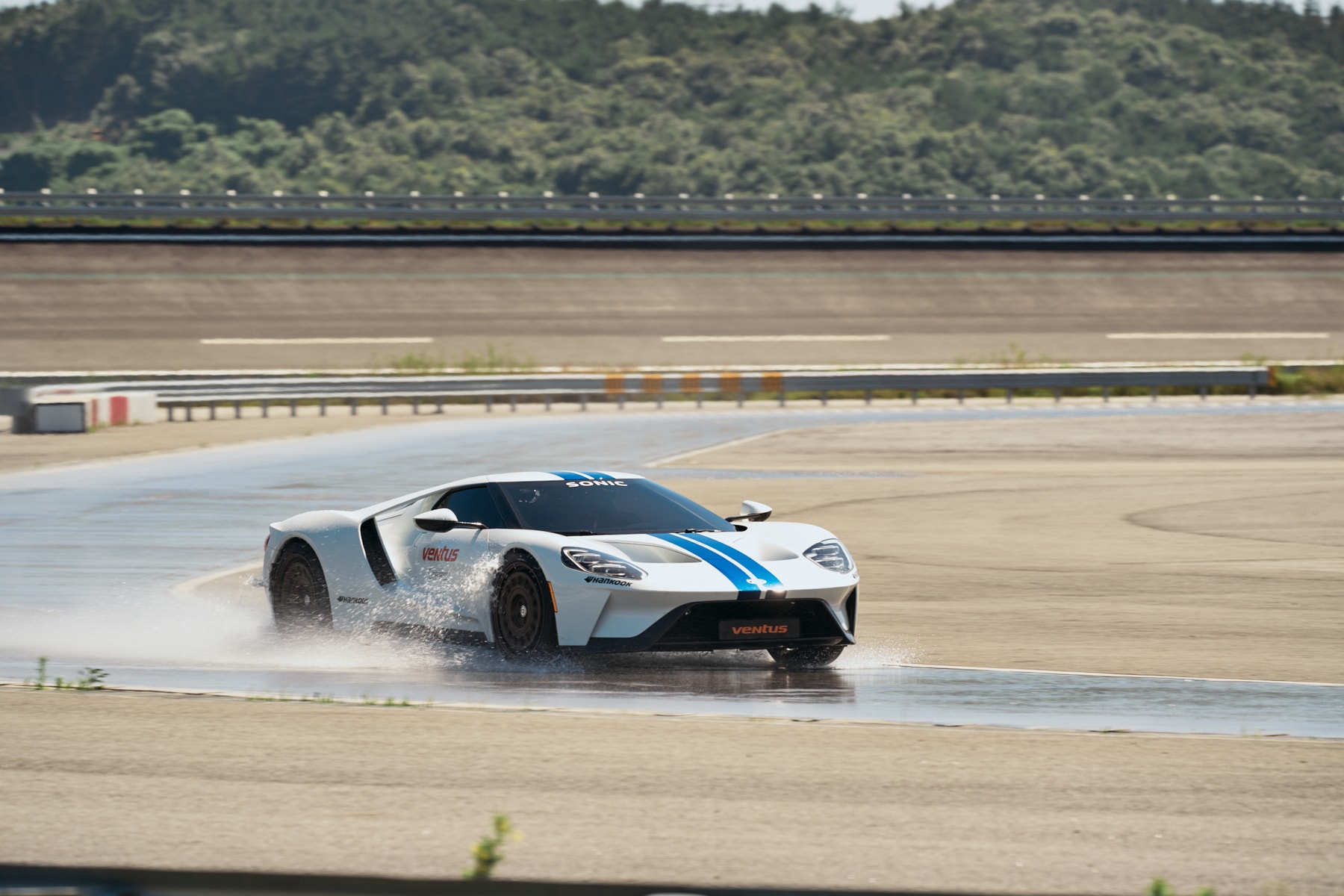 Hankook Come With Me Lamborghini Super Trofeo Official Tire