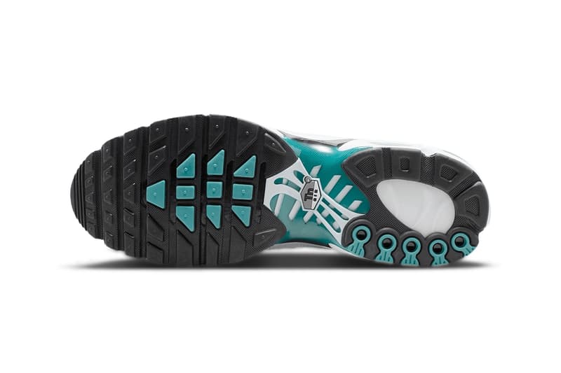 Official Look at the Nike Air Max Plus "Turbo Green" White/Reflective Silver-Turbo Green 604133-136