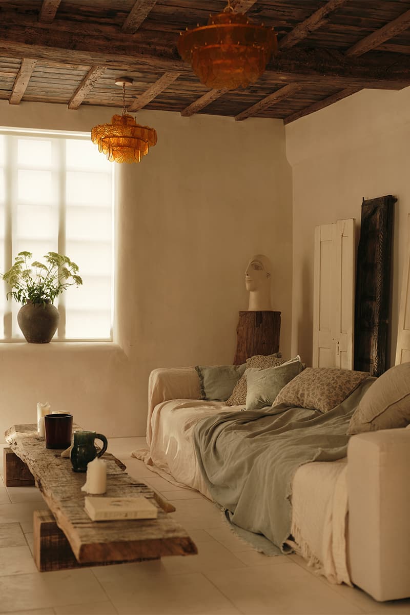 Jobe Burns Breathes Life Back Into a 300-Year-Old Farmhouse