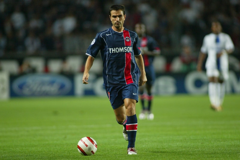 Paris Saint-Germain and Nike Revive the Iconic 2004-2005 T90 Jersey Pedro Miguel Pauleta ronaldinho