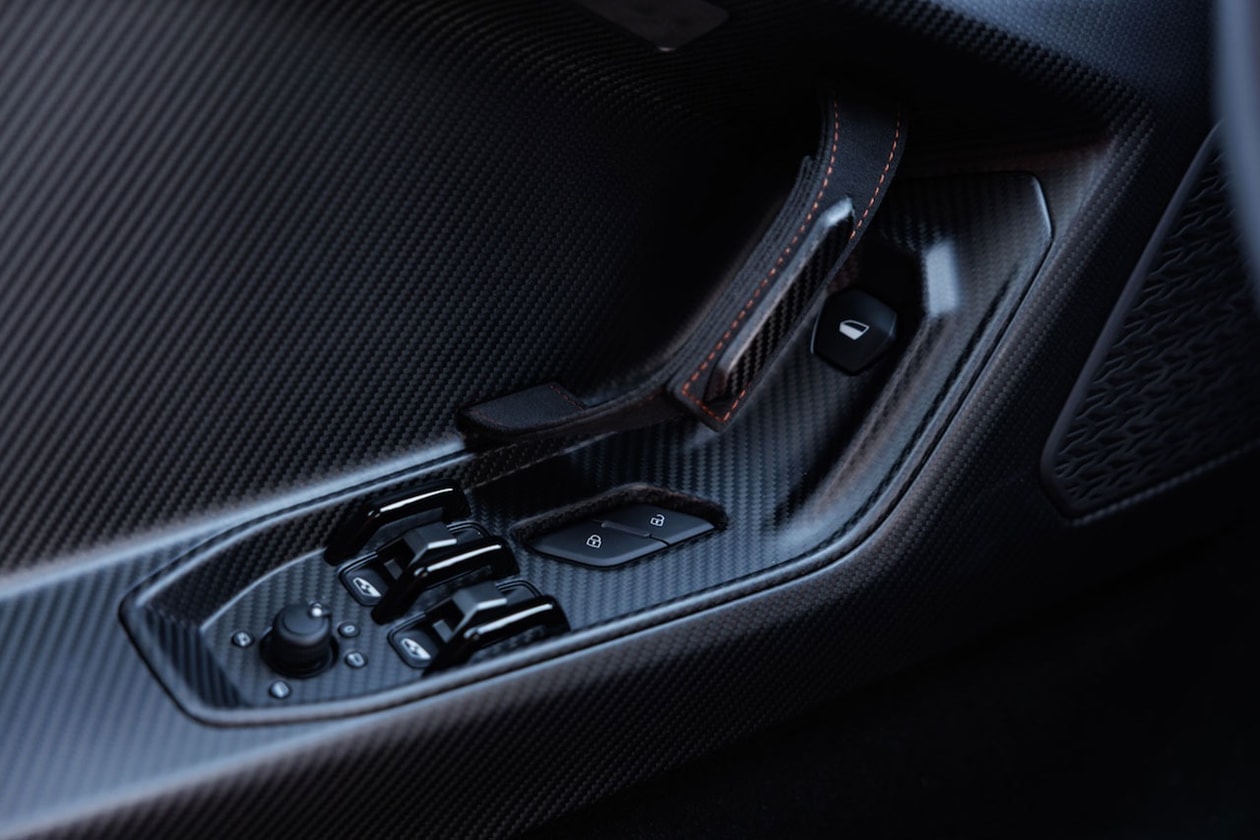 Lamborghini Temerario 於 Estoril 賽道進行 Hypedrive 試駕