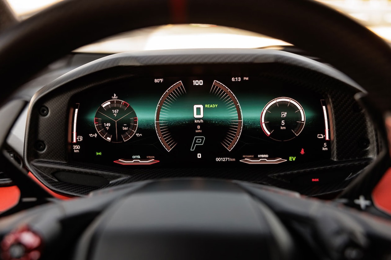 Lamborghini Temerario 於 Estoril 賽道進行 Hypedrive 試駕