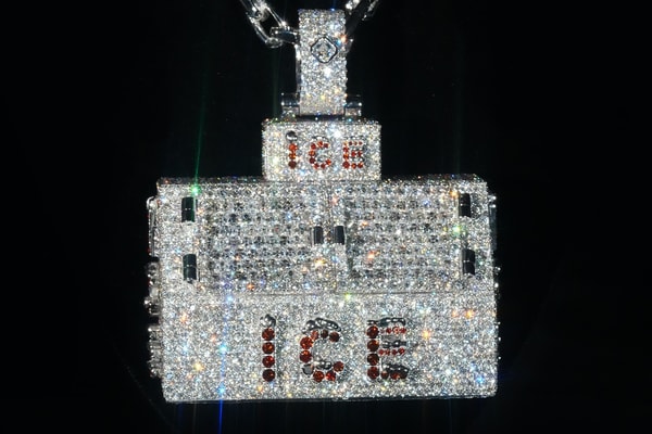 Eric the Jeweler Puts the "Ice" in Drake's New 'ICEMAN' Chain rapper the boy 6god toronto canadian rapper livestream