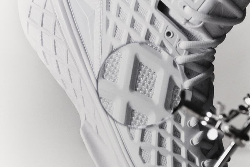 Nike Kobe 3 Protro Halo HM4351-100 Release Date info store list buying guide photos price