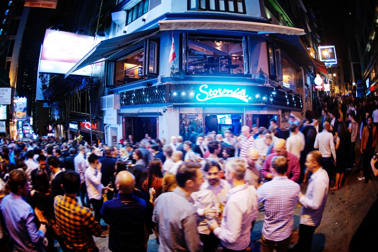 A Late Night City Guide Featuring Eats, Entertainment and Late Night Hangs 