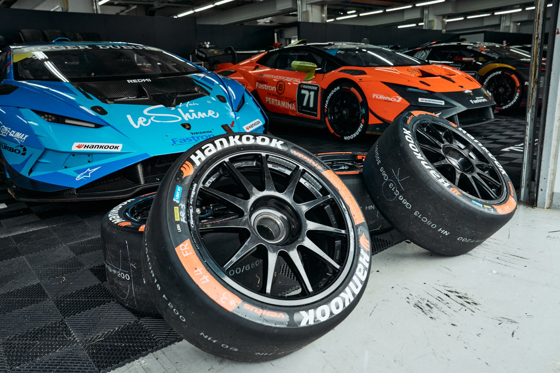 Hankook Come With Me Lamborghini Super Trofeo Official Tire