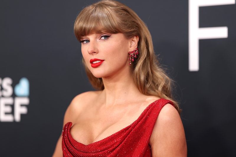 Taylor Swift Announces Her 12th Album 'The Life of a Showgirl' image