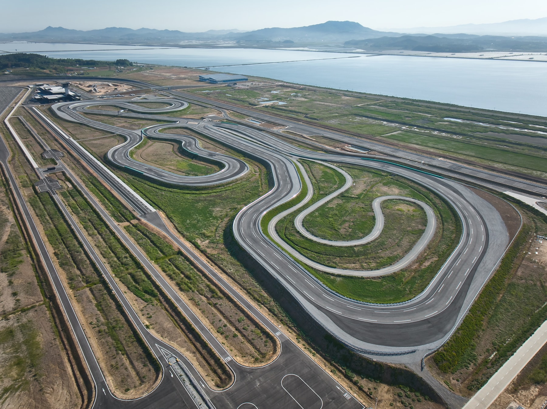 Hankook Come With Me Lamborghini Super Trofeo Official Tire