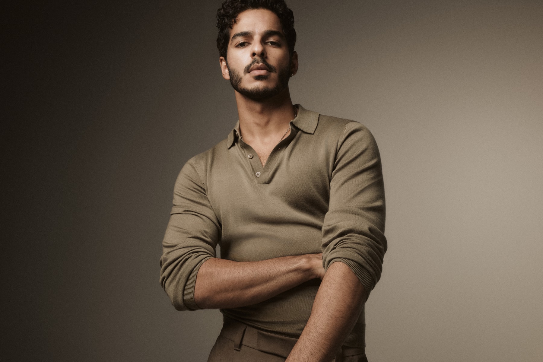boss ishaan khatter aaron pierre amelia gray be the next boss campaign fall winter 2025 s.coups taylor fritz suit “New Trouser” knit italian wool nappa leather