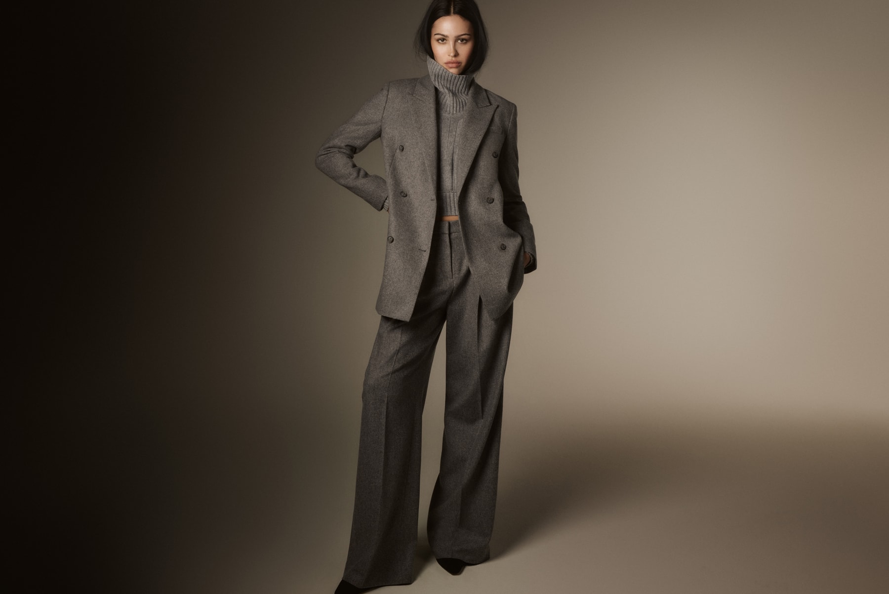 boss ishaan khatter aaron pierre amelia gray be the next boss campaign fall winter 2025 s.coups taylor fritz suit “New Trouser” knit italian wool nappa leather
