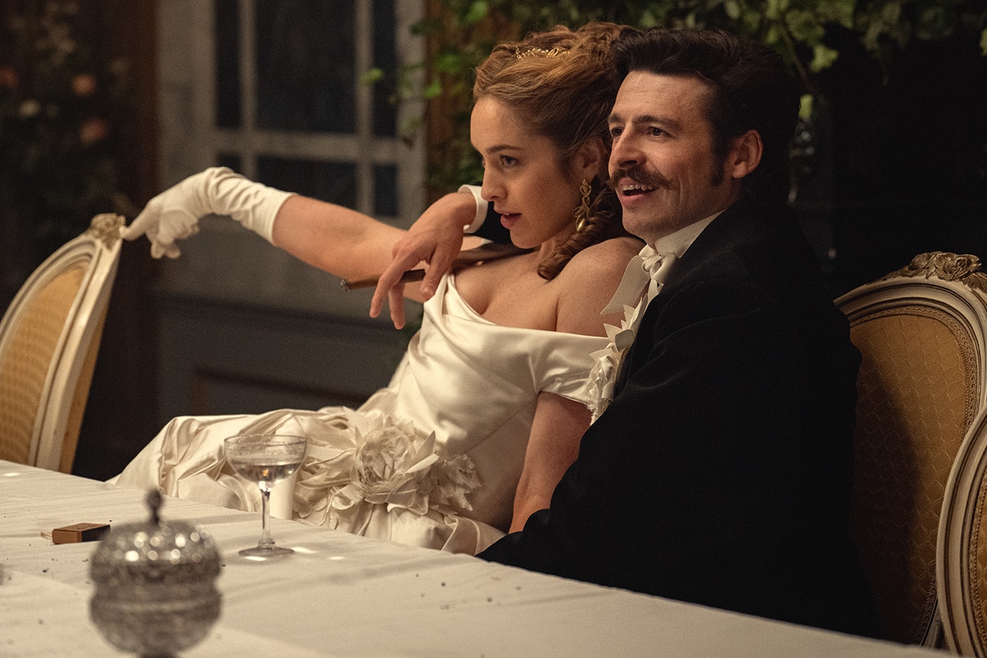 Netflix Reveals First Look Images at 'House of Guinness' steven knight peaky blinders creator anthony boyle louis partridge emily fairn fionn oshea