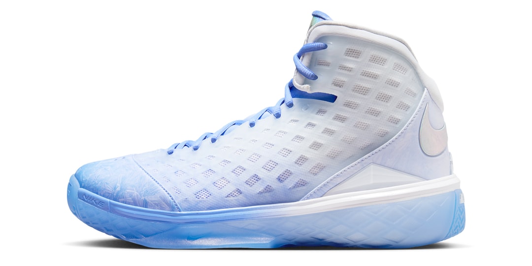 Official Look at the Nike Kobe 3 Protro "Christmas"