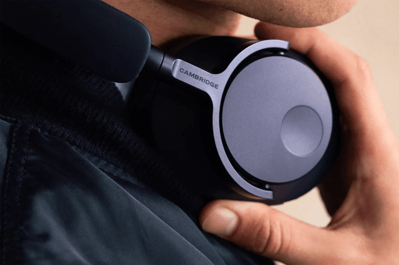 Cambridge Audio Launches Updated 'Melomania P100 SE' Headphones audiophile high-fidelity audio kef bowers wilkins bose sony sennheiser