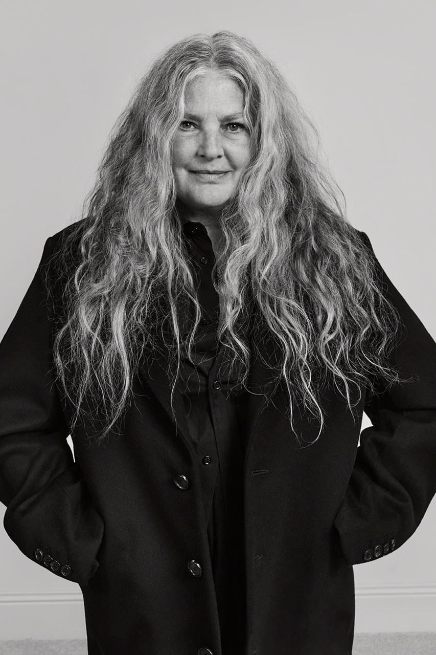 Sarah Burton Spotlights "The Beauty of All Women" in First Givenchy Campaign kaia gerber Adut Akech, Vittoria Ceretti, Nyaduola Gabriel, Eva Herzigova, Emeline Hoareau, collier schorr