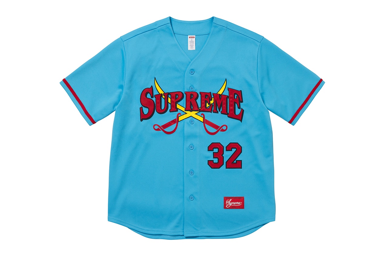 高爾夫球車、復古籃球機、迷你扭蛋機！Supreme 2025 秋冬系列「全單品陣容」完整公開