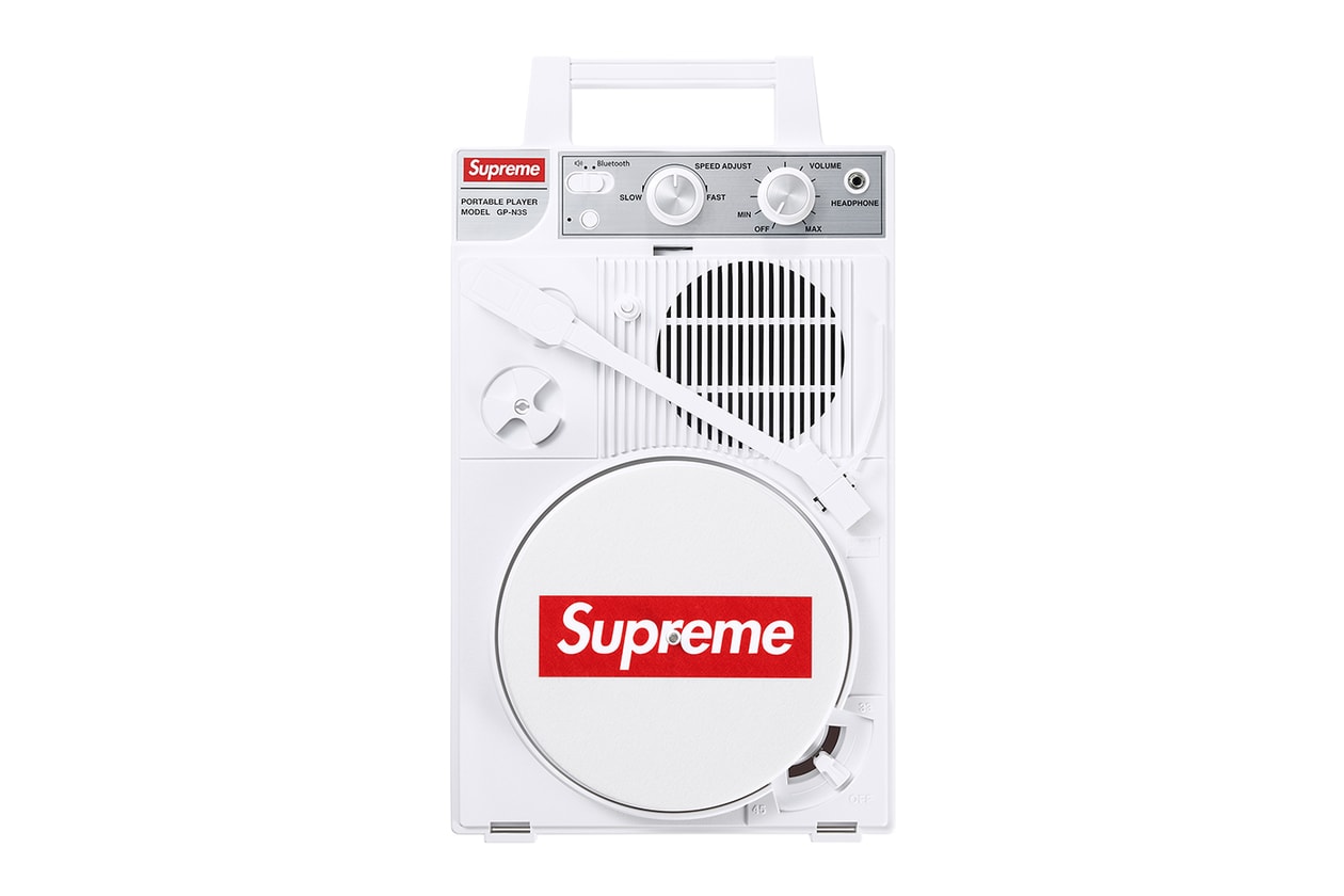 高爾夫球車、復古籃球機、迷你扭蛋機！Supreme 2025 秋冬系列「全單品陣容」完整公開