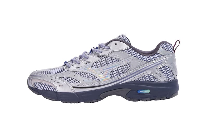 Mizuno MXR "Space Lights" Pack Release Info Black/Black/Valerian D1GA256101 Silver/Silver/Nimbus Cloud  D1GA255301