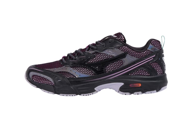 Mizuno MXR "Space Lights" Pack Release Info Black/Black/Valerian D1GA256101 Silver/Silver/Nimbus Cloud  D1GA255301