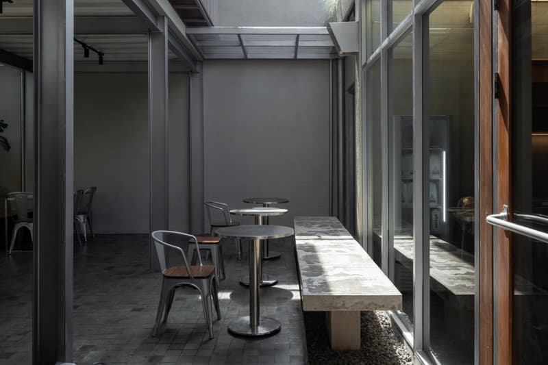 Simpul Studio Hibrew Coffee and Cuisine Jawa Barat Indonesia Info