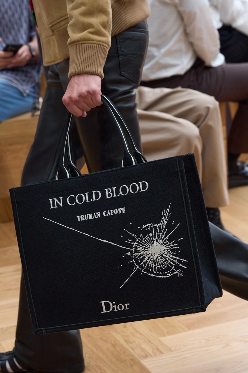 解構 performative male 現象：抹茶拿鐵、Clairo 與男神迷因的幕後