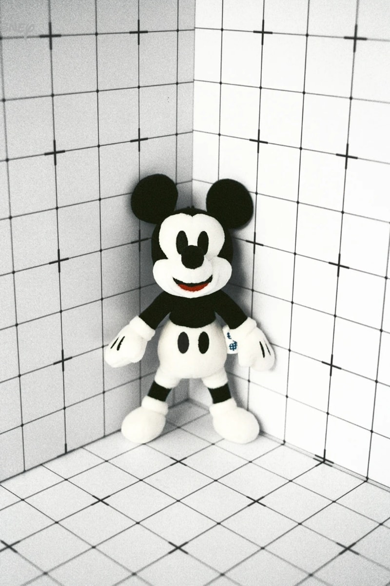 8 drops imperdíveis desta semana – Palace, Maison Margiela Line 2, Albino & Preto, Oakley, Filling Pieces, UMBRO, graniph