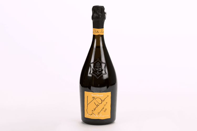 Unboxing: The Veuve Clicquot La Grande Dame 2018 Limited Edition by Simon Porte Jacquemus