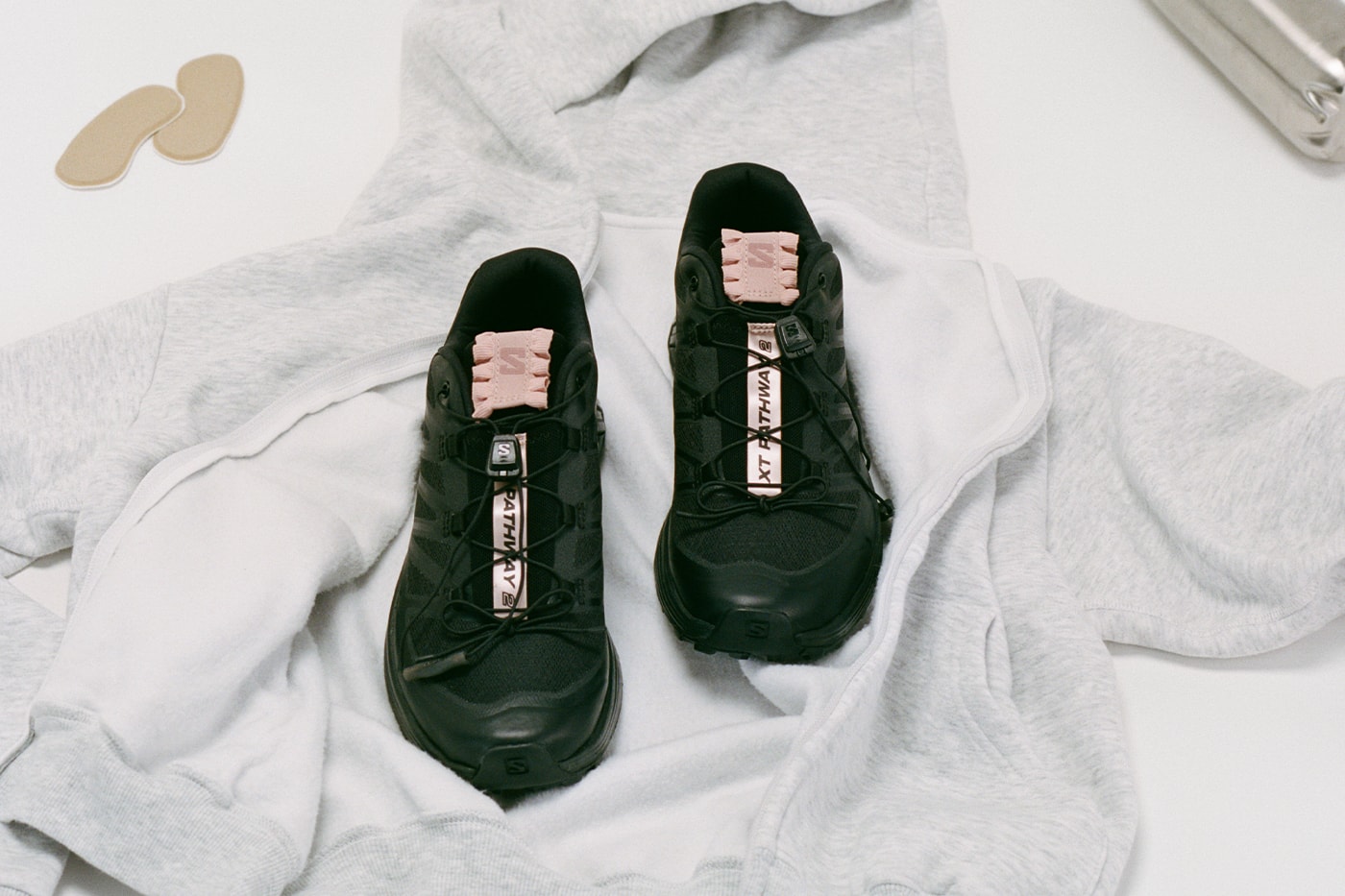 Salomon Unveils the FW25 "Satin" Capsule acs+ xt pathway 2 salomon speedcross 3 black hazelnut mahogany rose